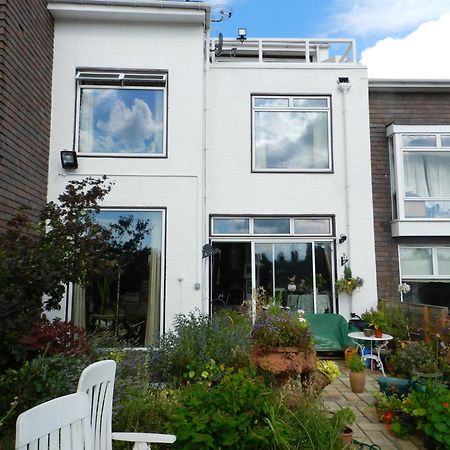 Chiswick Riviera With Free Parking Panzió London Kültér fotó