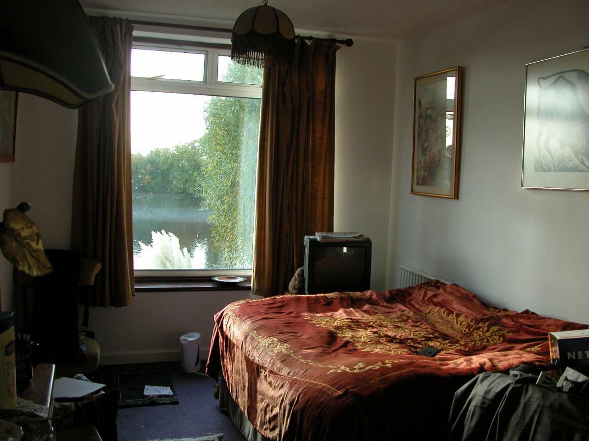 Chiswick Riviera With Free Parking Panzió London Kültér fotó